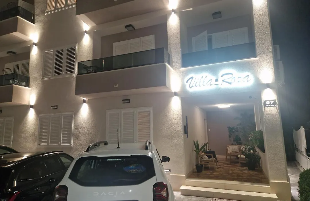 House Villa Roza-1