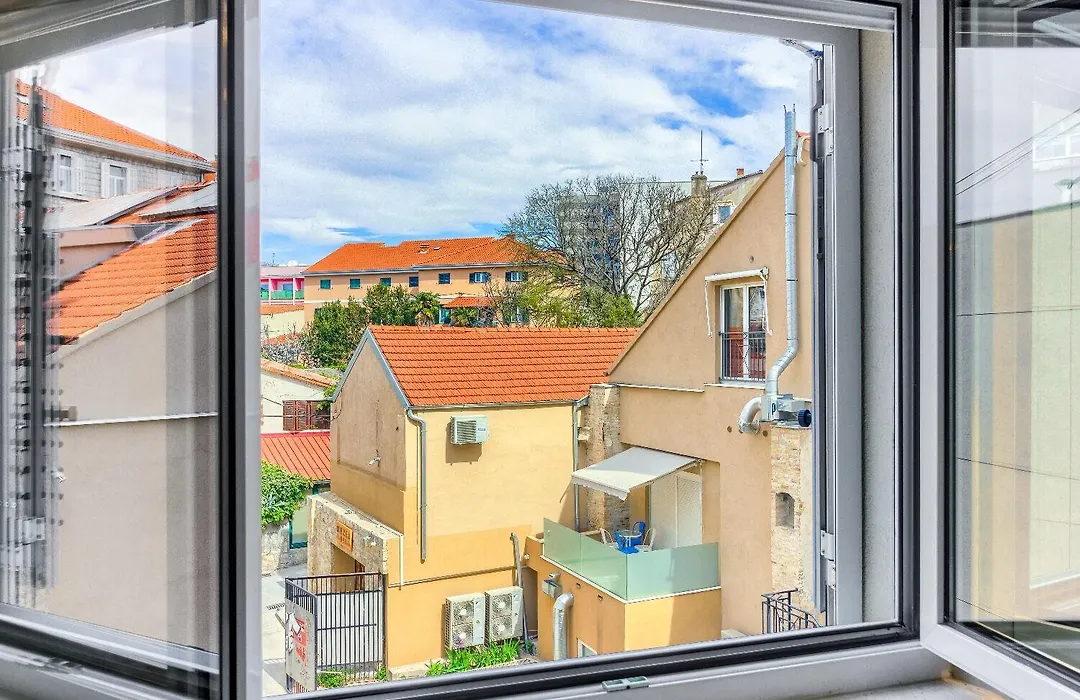 Rooms Luxury - City Centar-1