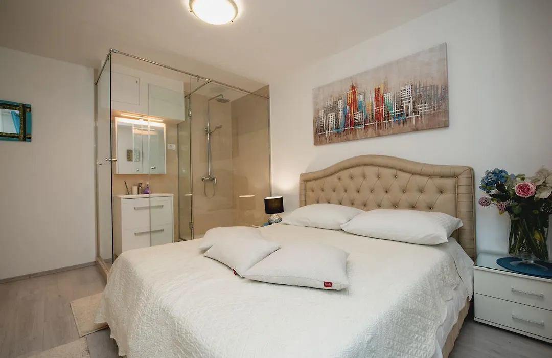 Apartment Dea-1