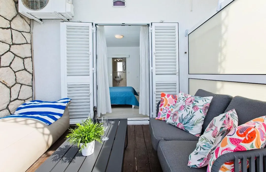 Rooms Carpe Diem Hvar-1