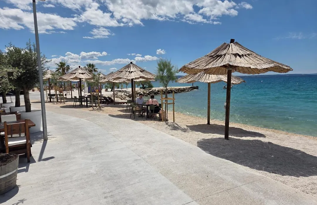 Beach Hotel Bozikovina-1
