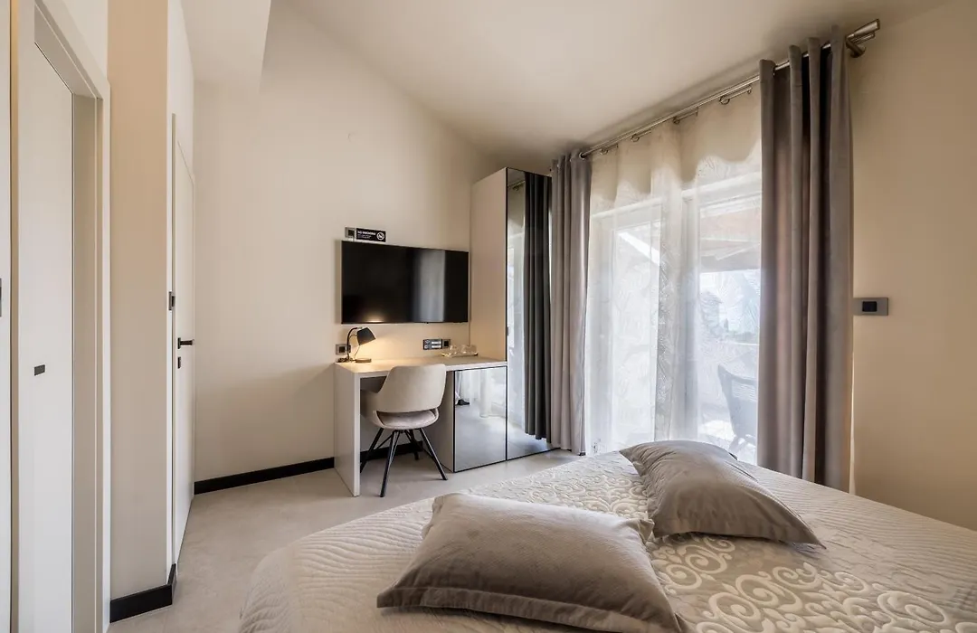 Guesthouse Rooms Split-1