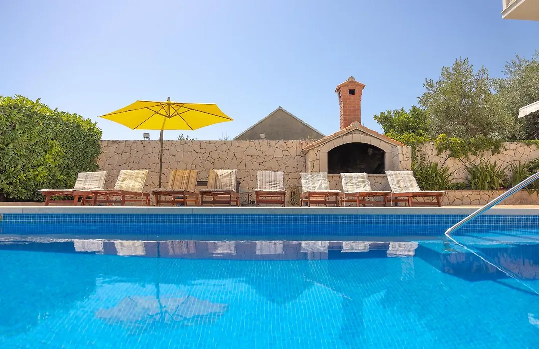 Apartmani Bezmalinovic-1