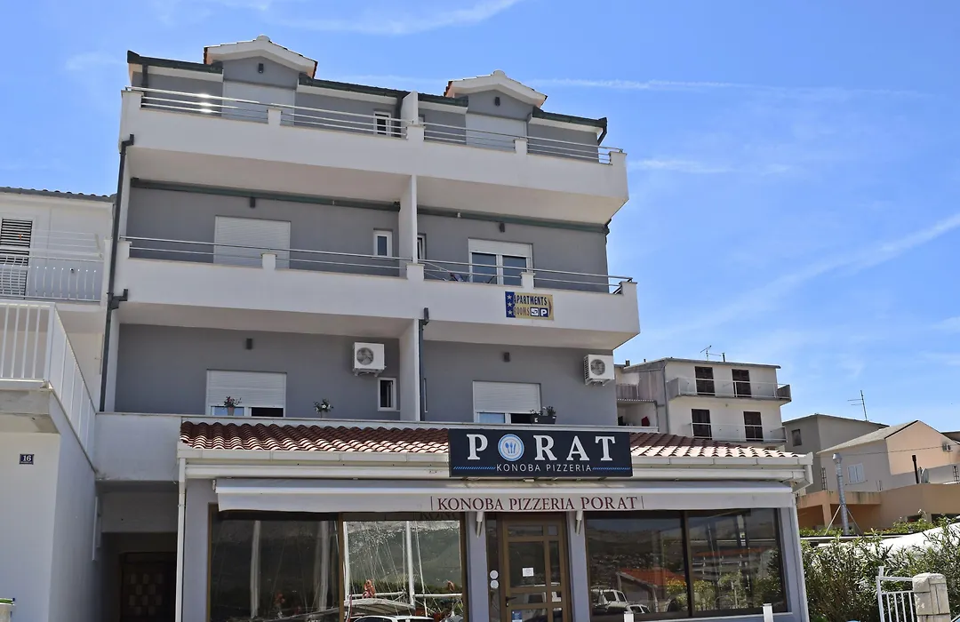 Rooms And Apartments Porat-1