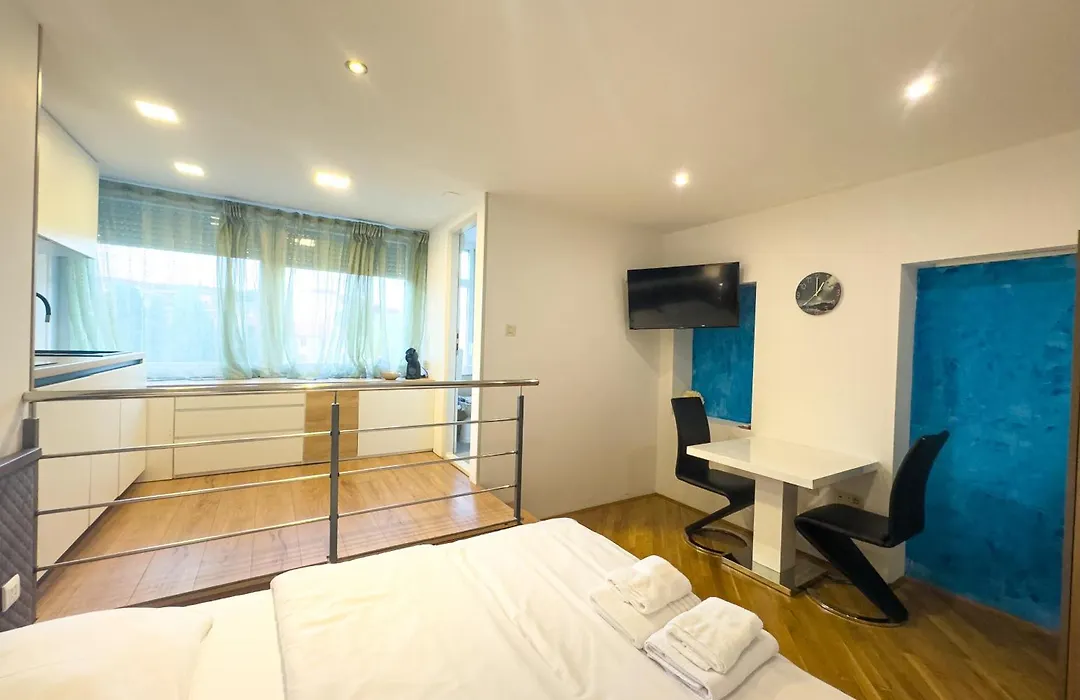 Dreams Apartment Bacvice-1