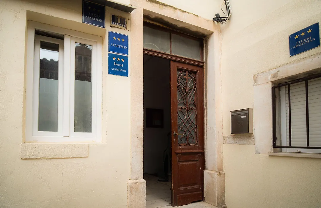 Elixir Luxury Rooms - In The Old Town-1