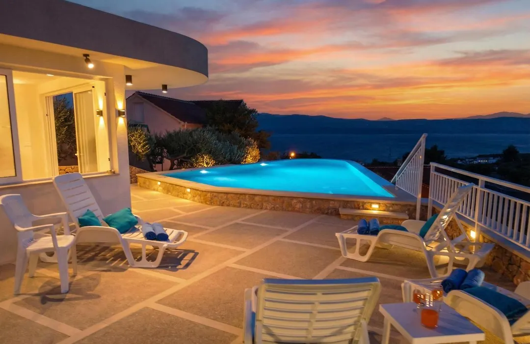 Villa Franka With Swimming Pool-1
