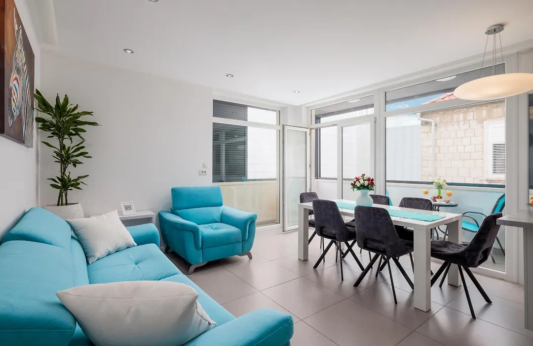 Villa Muller Apartments-1
