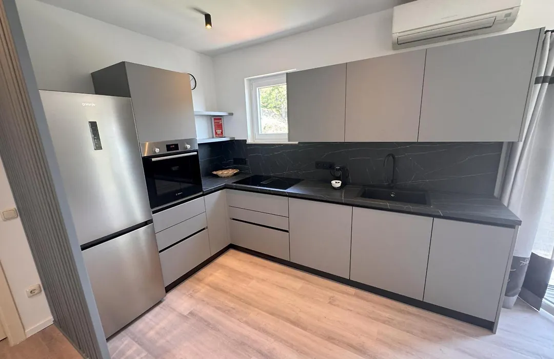 Apartments Mosor-1
