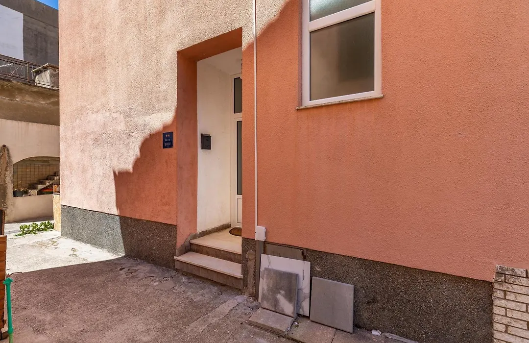 Twin Room Gradac 16006C-1