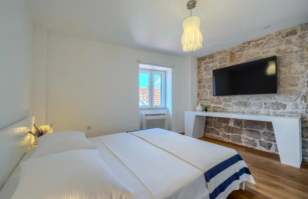 Villa Majestic With Heated Pool And Rooftop Terrace-1