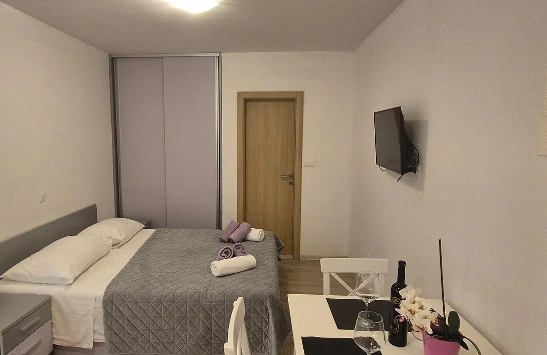 Apartments Gojak-1