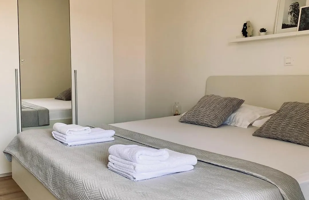 Apartments & Rooms Joy Of Life In Makarska-1