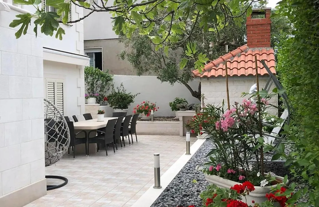 Apartments Manda-1