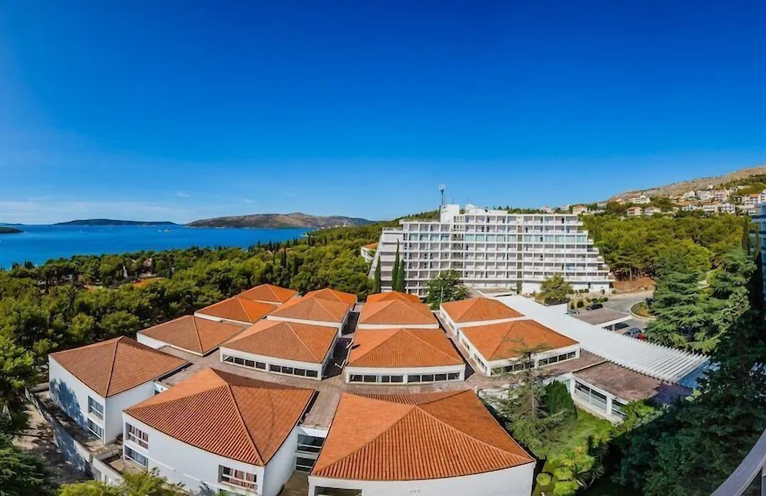 Hotel Medena-1