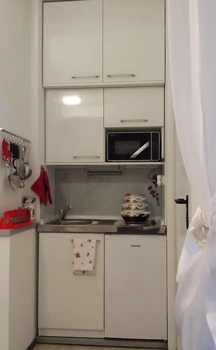 Studio Apartment Kala-1