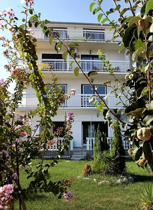 Studio Apartments M&N-1