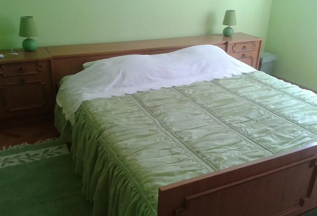 Apartment Mery-1