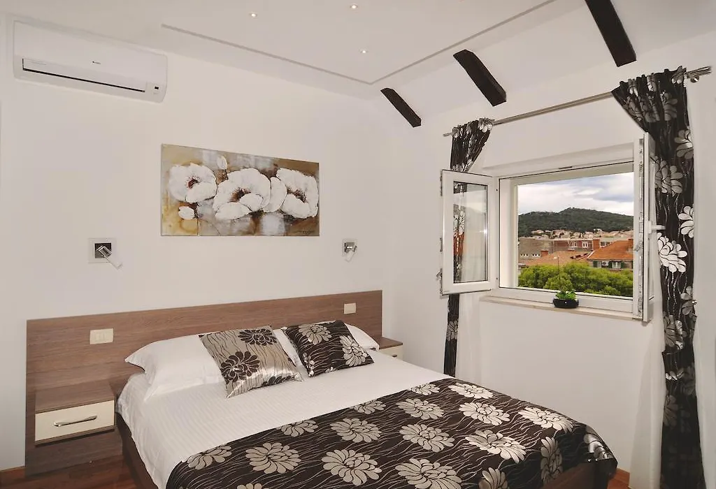 Deluxe Apartments & Rooms Sarella-1