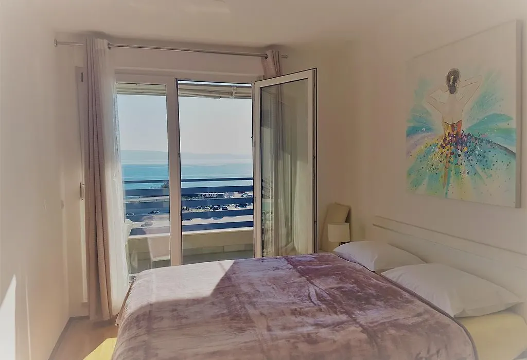 Luxury Beach Front Apt With Seaside View And Free Parking-1