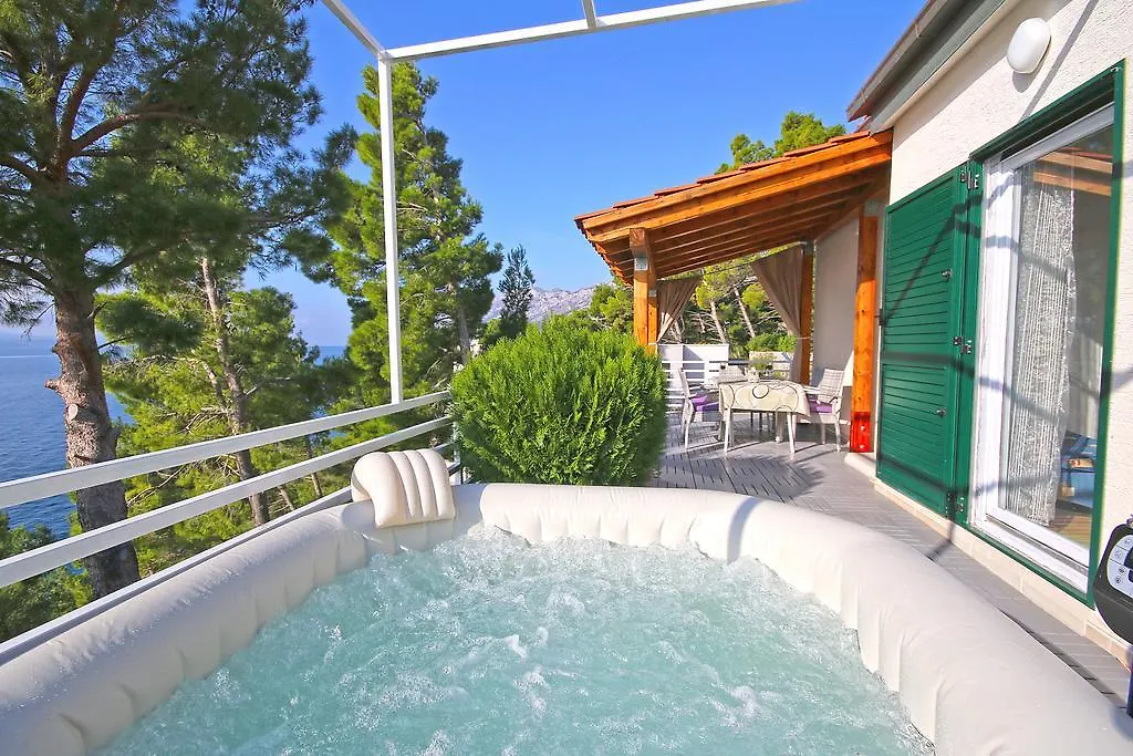 Brela Beach House-1