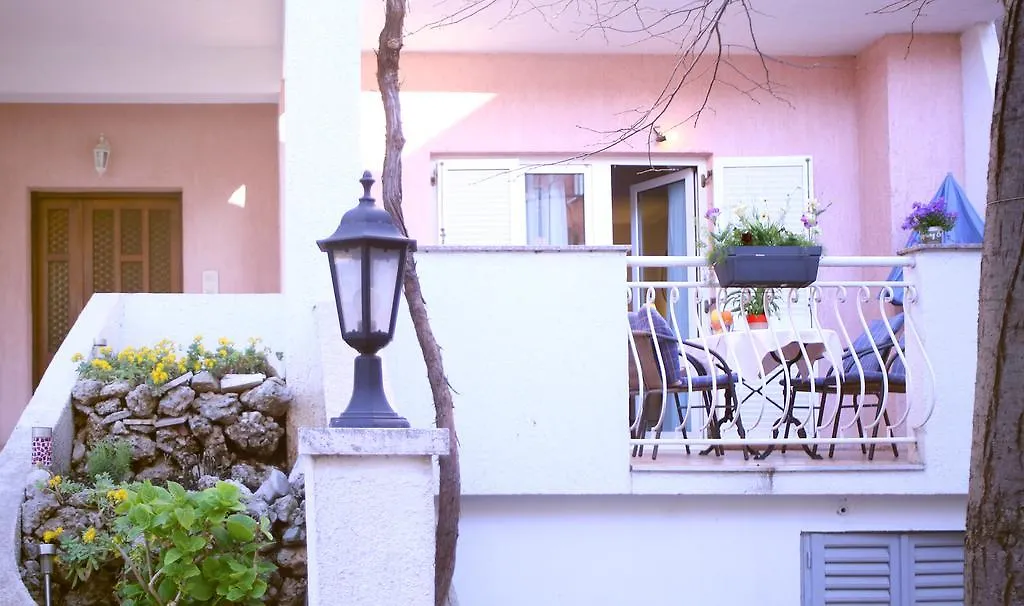 Apartment Andrea-1