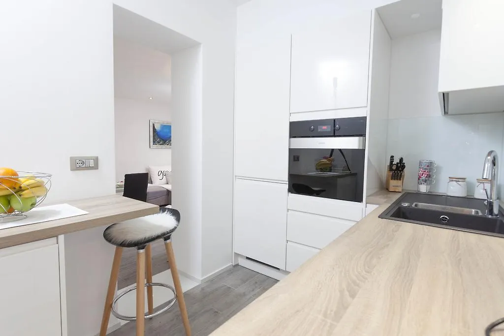 Apartmani Marina-1