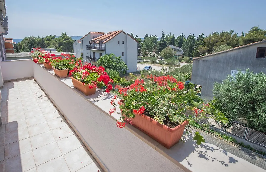 Guesthouse Helena-1