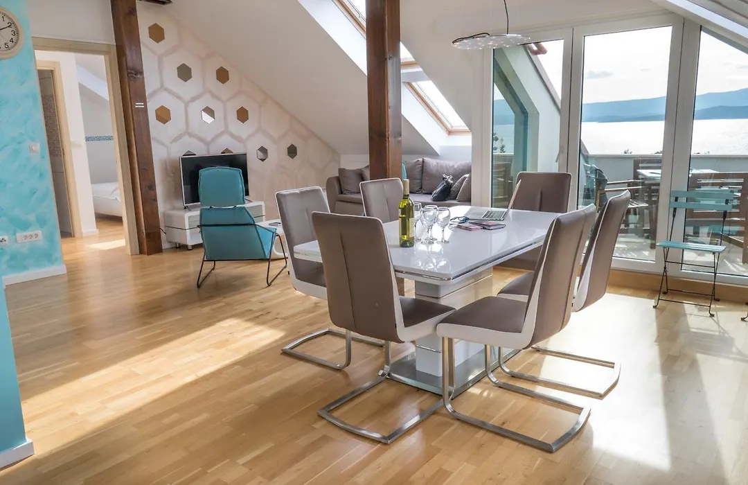 Luxury 3-Bedroom Apartment Zen-1