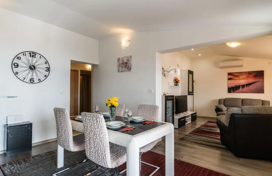 La Bodega Apartments-1