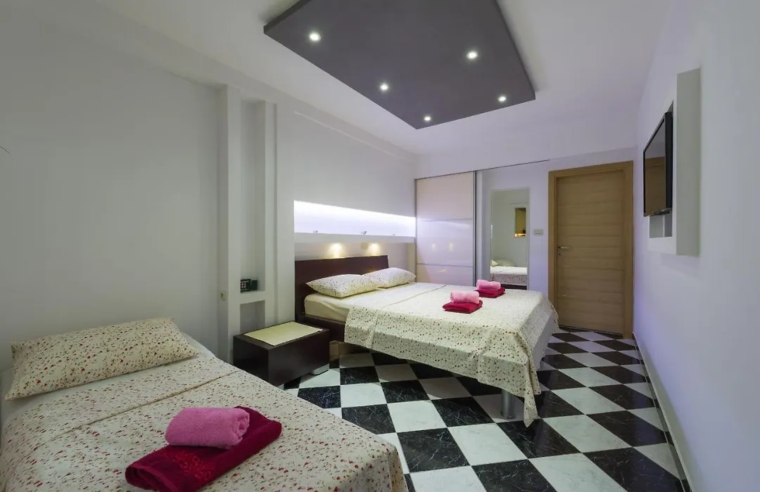 Superb Beachfront Luxury Seaview With Private Beach-1