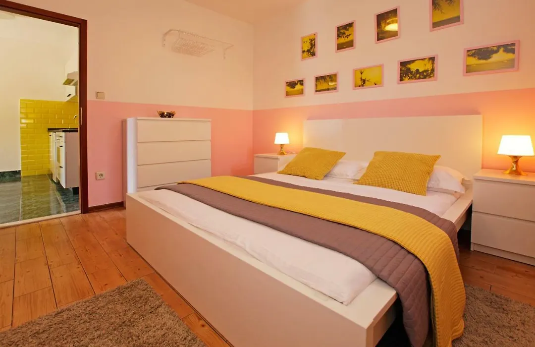 Bol Apartment Bruna-1