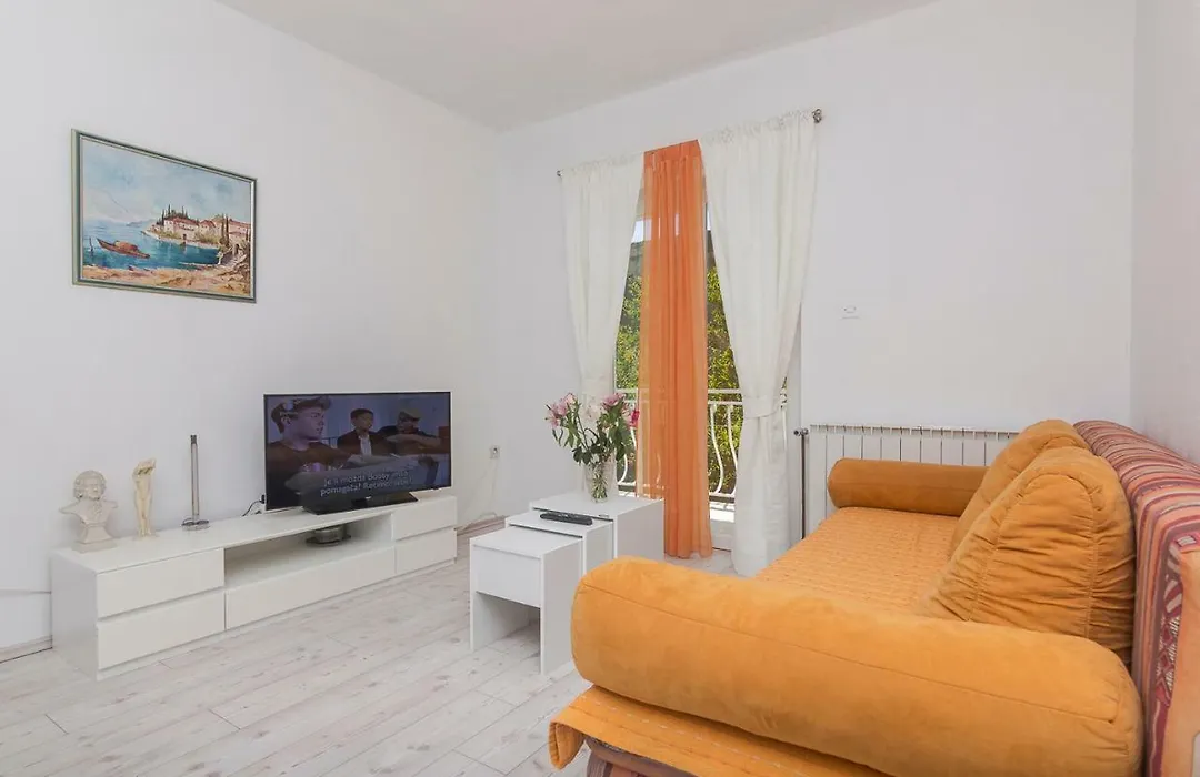 Apartments A&B-1