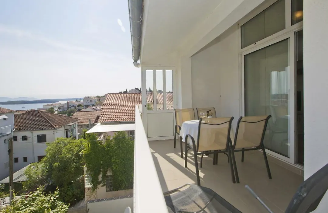 Sea view, modern&spacious apartment-1