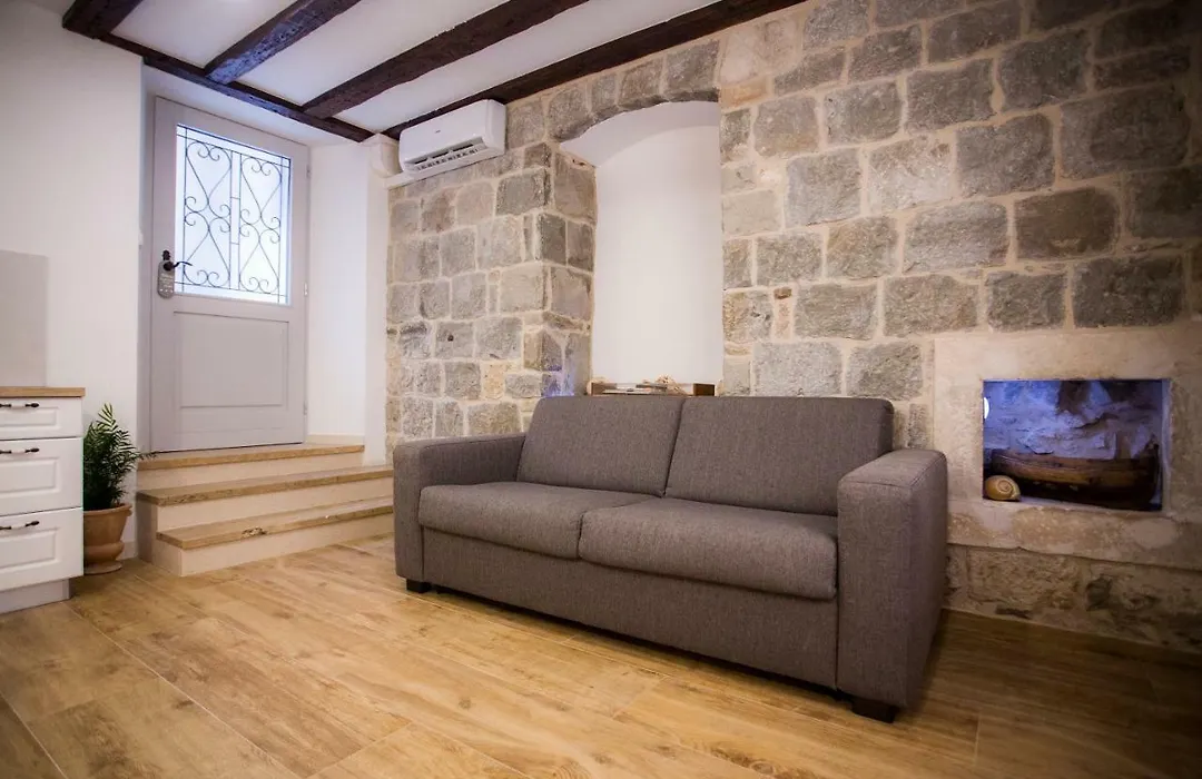 Studio Apartman Ana-1