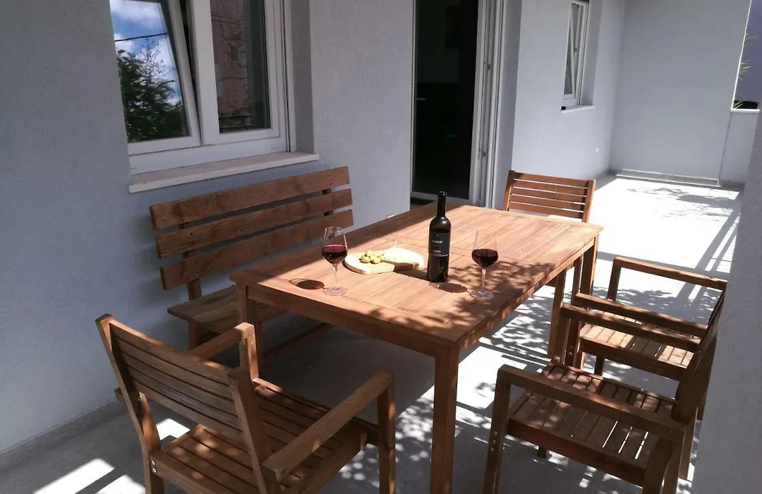 Apartman Jadric-1