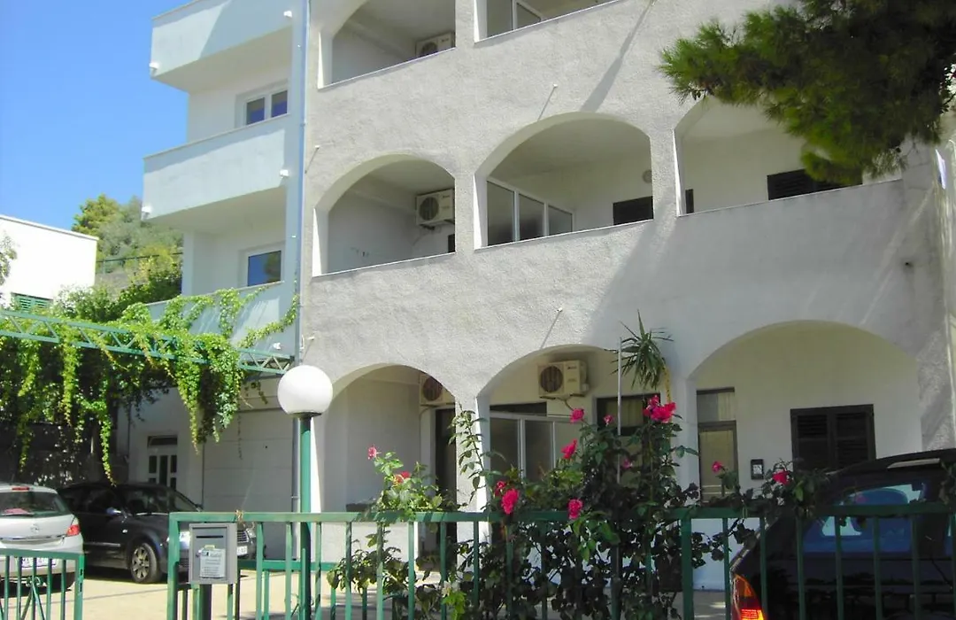 Apartmani R&B Radalj-1