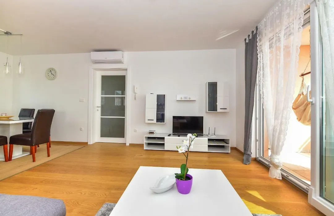 Apartments Evelin-1