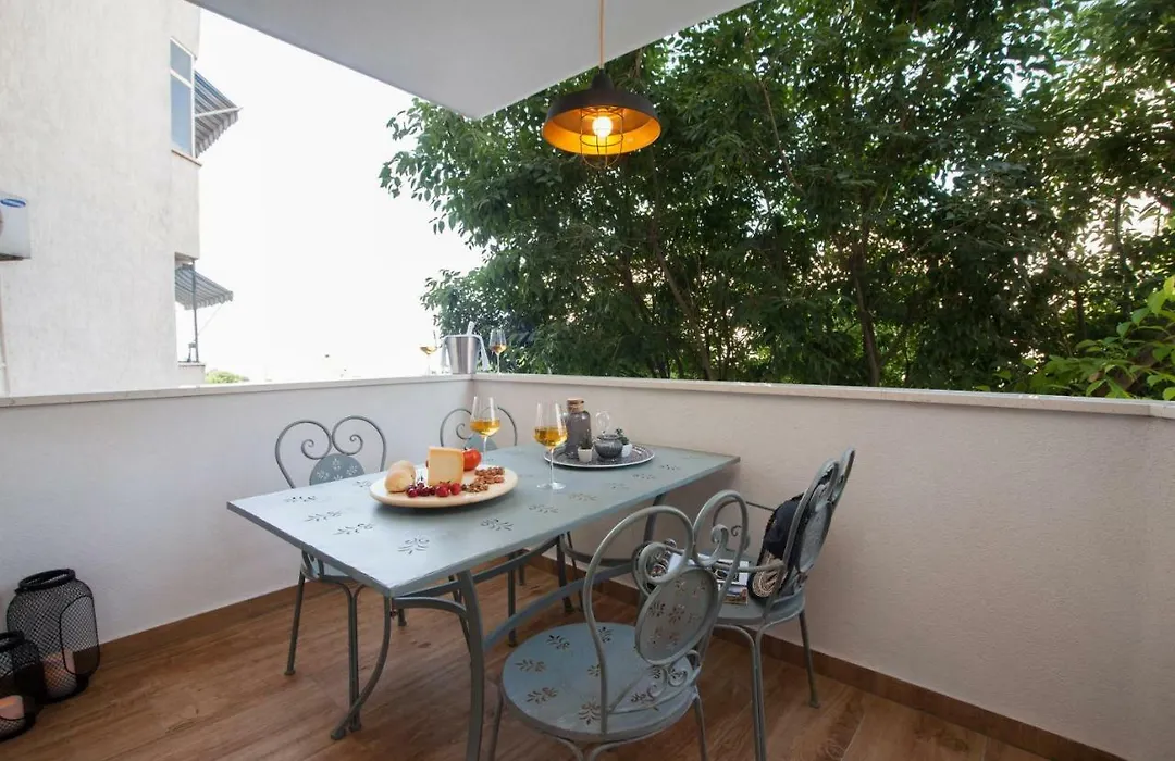Modern Apartment Near Beach Split-1
