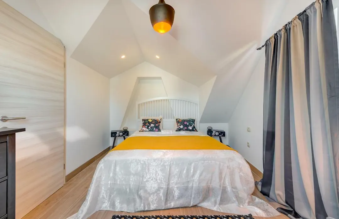 Holiday Home Rocca-1