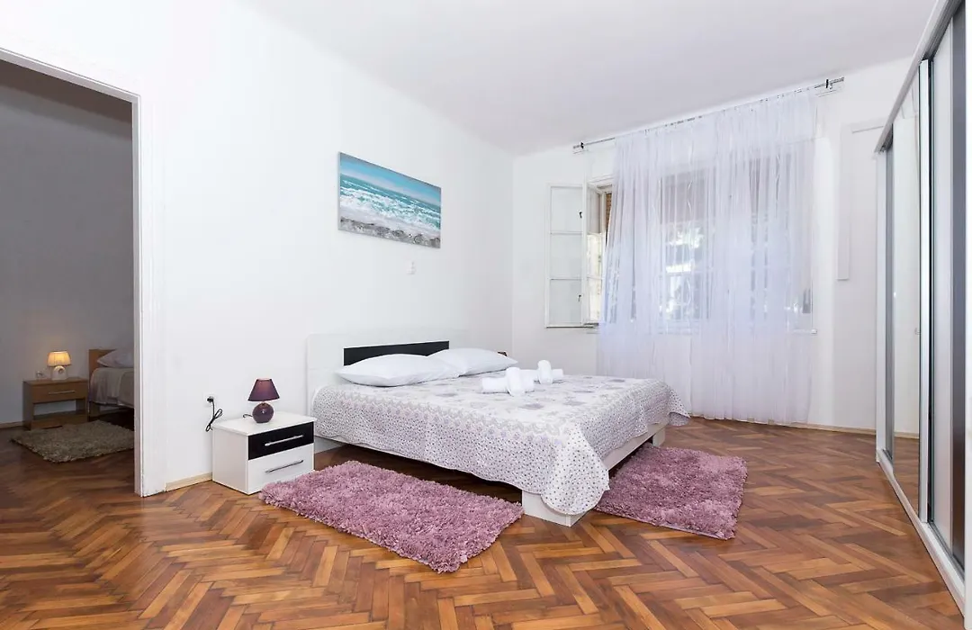 Apartment Mario-1
