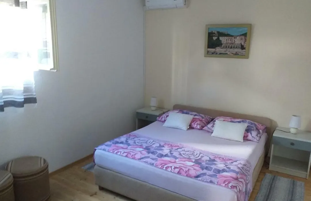 Apartmani Luna-1