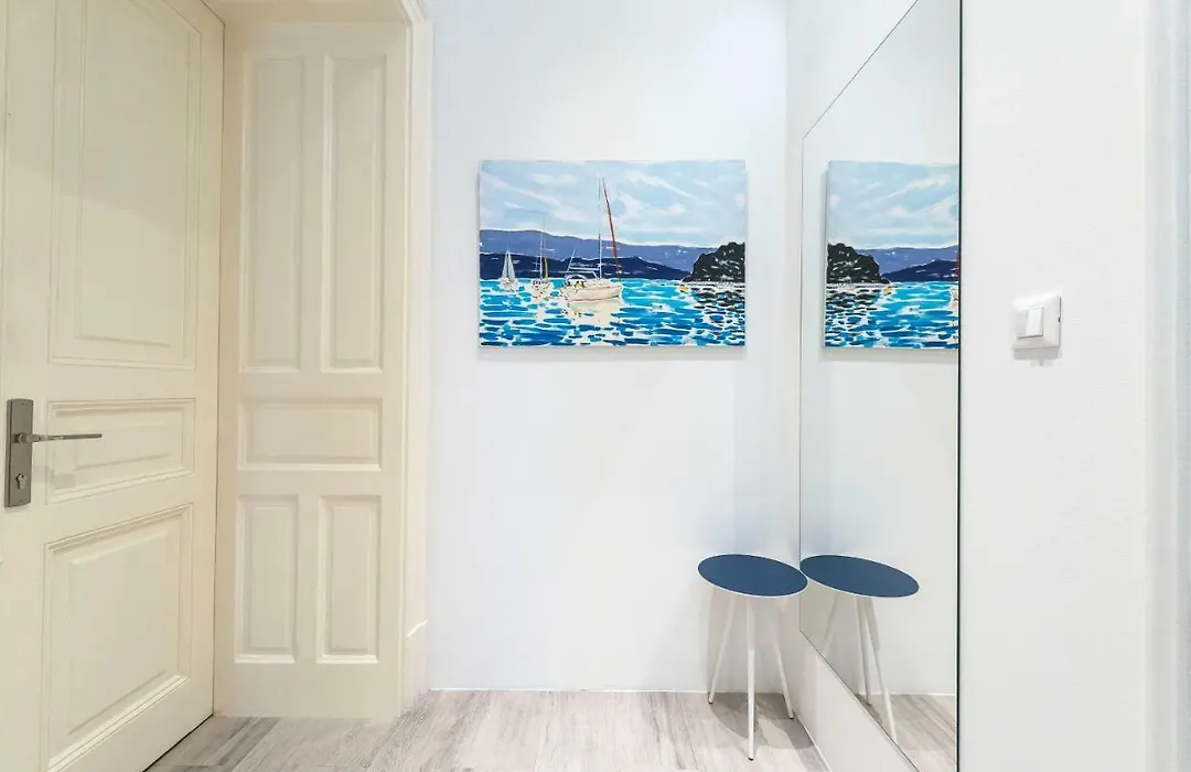 Art Room Split-1