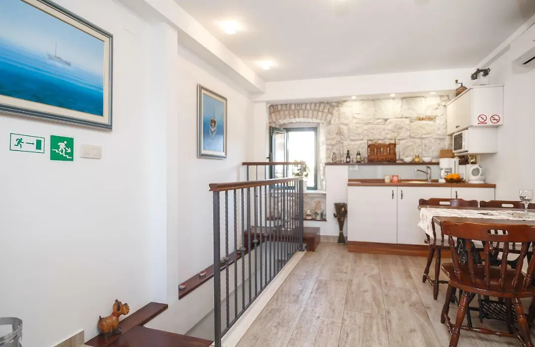 Apartments Villa Cambi-1
