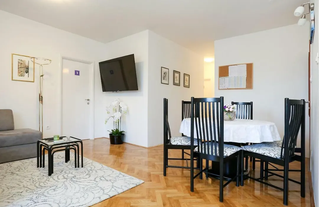 Luxury Apartment Ela-1
