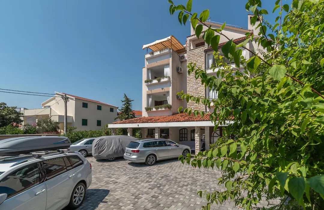 Apartments Vojin-1