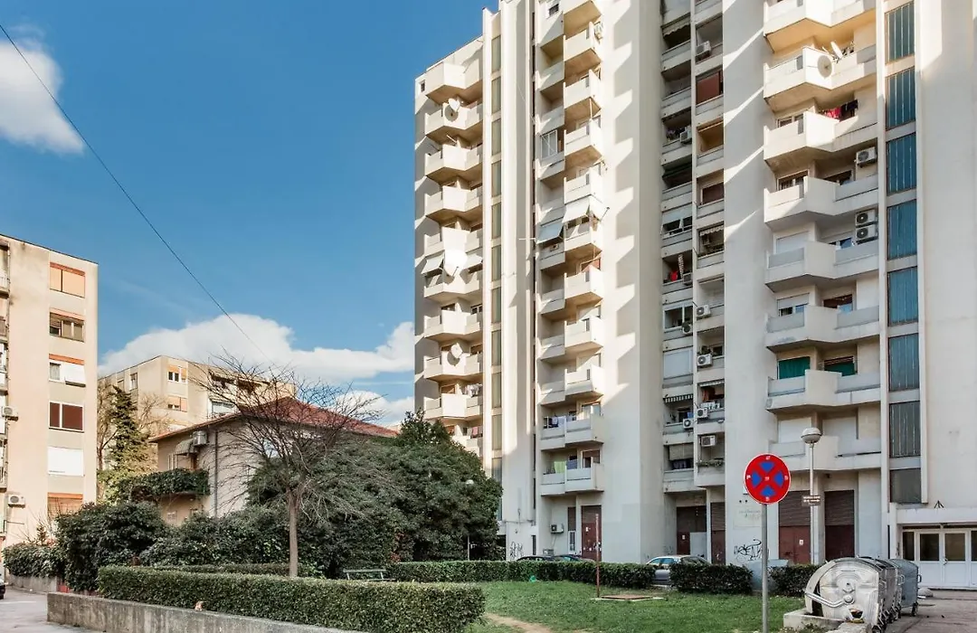 Apartments Hugo-1