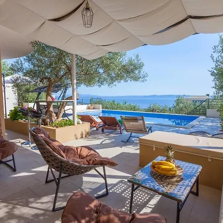 Villa Cupido in Makarska, private pool-2