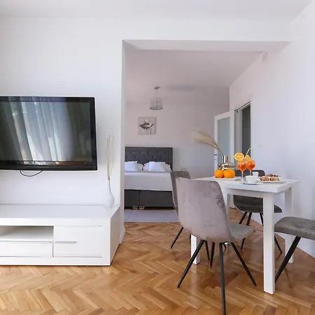 Apartmani Guto-2