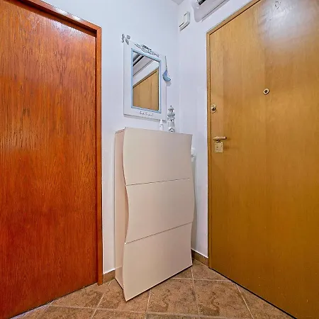 Nina Apartment-2